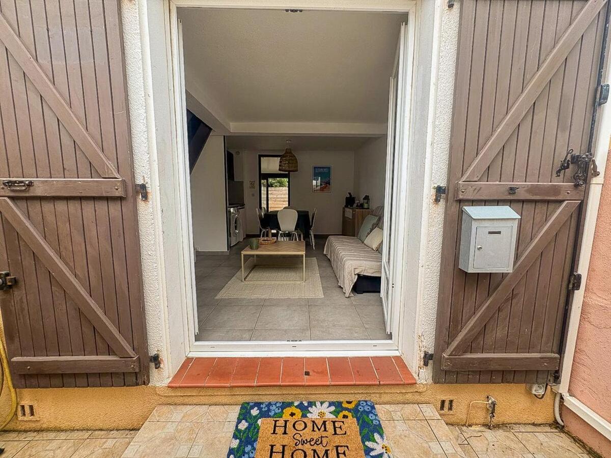 Maison Vacances Proche De La Mer Ле Баркарес Экстерьер фото